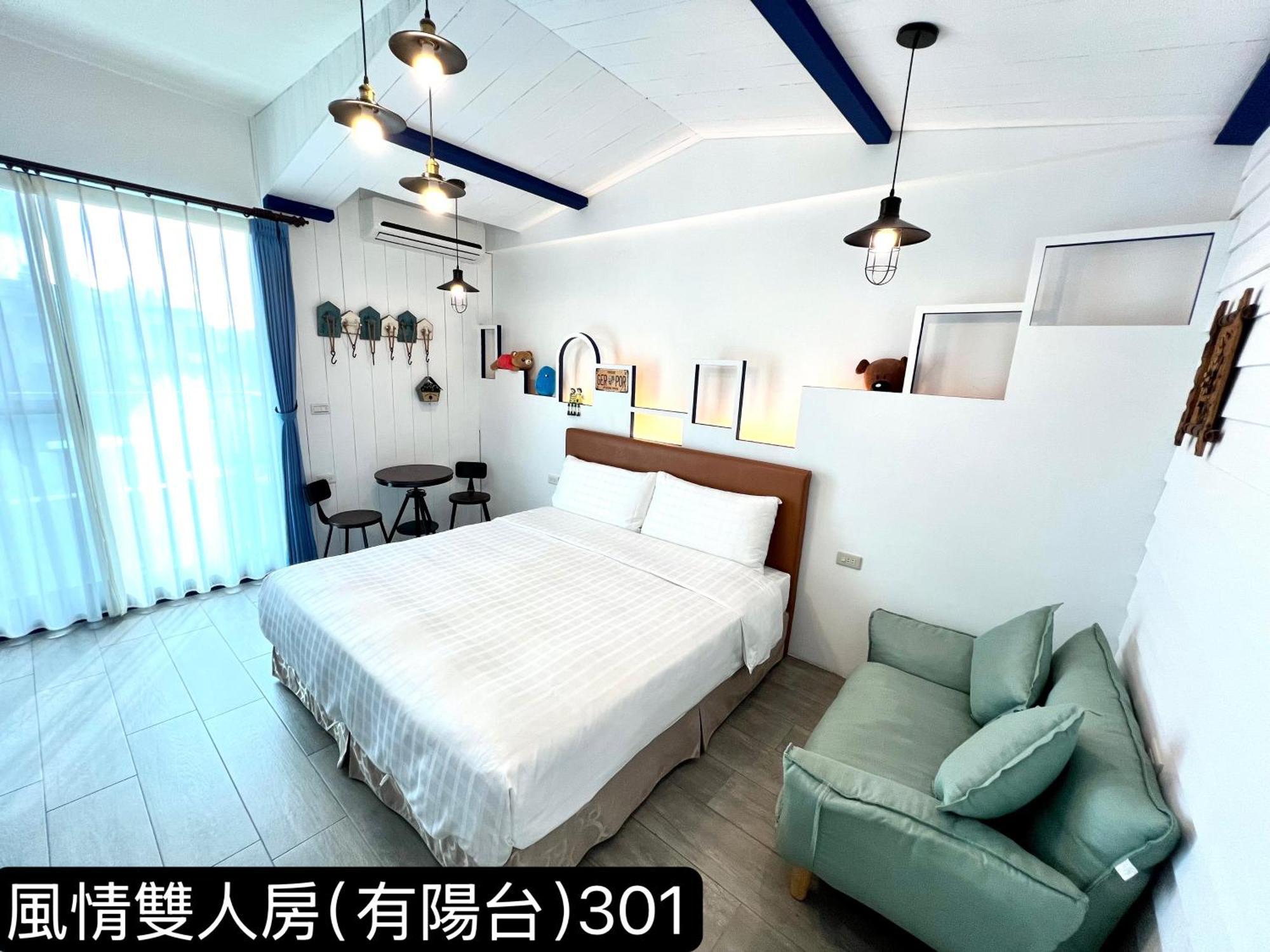 Summer Bay Inn Heng-ch'un Extérieur photo